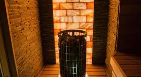 ROMANTIC SUlTE WITH ITS OWN SPA AND OPEN VIEW TO LUGANO - Image 3