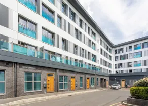 Queen's Lodge, Redhill - Image 3