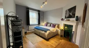 10 Grove St - Bath Holiday Suites - Image 2