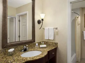 Hawthorn Suites By Wyndham Jacksonville - Image 3