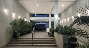 Oceanfront Condo w/ FREE Parking + High Speed Wifi - Image 2
