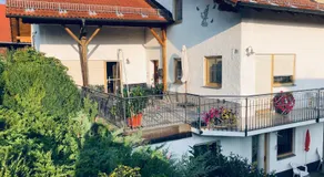 Bellissimo appartamento con giardino, terrazza e barbecue | Vista sul giardino - Image 4