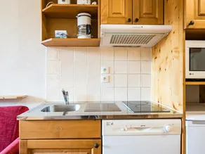 Large 8-Person Apartment in Giez - Image 4