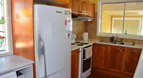 Seamist Cottage - Bring your own linen. - Image 3