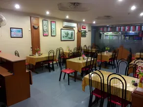 Sangrila Hotel - Image 3