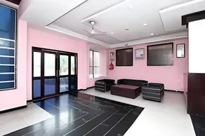 center point - Image 3