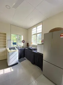 BTS Modern Homestay Retreat - Image 4