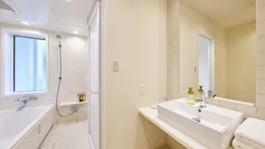 Hotel Rotterdam Huis Ten Bosch - Image 3