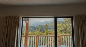 Maydena Chalet - Image 5