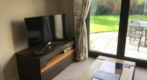 A place to stay in Stoke Gifford - Parkway train station 5 min walk - Image 2