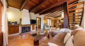 Villa 'Ses Nines' com vista para a montanha, Wi-Fi e piscina privada - Image 2