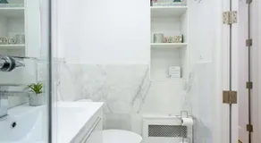 62-2B Renovated 1BR in Prime Upper East Side - Image 2