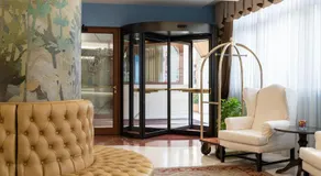 Soave Roxy Apartments - Image 4