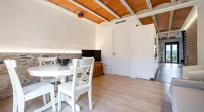 Hauzify I Apartaments Montblanc - Image 2