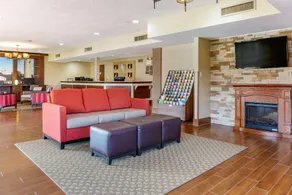 Comfort Inn Lancaster at Rockvale - Image 2
