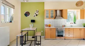 Luxury Seaview 3BDR Maisonette-100m to Beach - Image 4