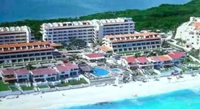 Espectacular Penthouse con Piscina y Vista al Mar en Cancún - Image 3
