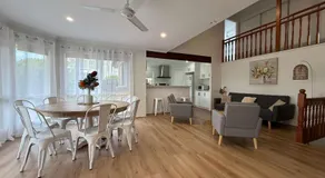 Midtown Oasis - Sleeps 9 - Image 3