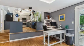 Spacious Family Getaway- Salt Water Pool & Hot Tub - Image 4
