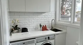 Pet friendly, Family home close to town - Image 5