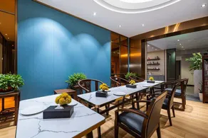 Meisen Hotel - Image 2