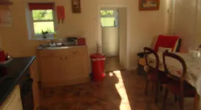 Country Cottage - Image 5