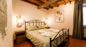 Romantic Nest - Image 2