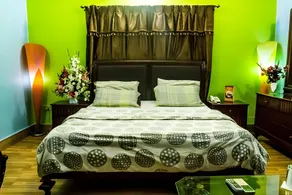 Regine Inn - Image 4