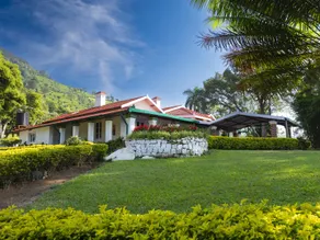 Adderley Bungalow - Image 2