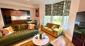 Luxury Travel Emporium HG1 - 2 Luxury apartments with Parking Space - in town centre - Image 2