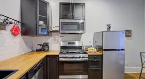 Historic Details with Modern Comforts in Midtown - Image 4