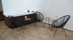 Jacuzzi Sensation - Image 3