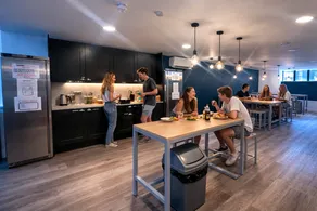 Smart Camden Inn - Image 4