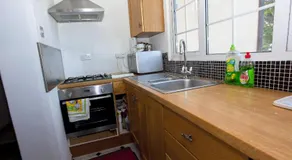 Valentina Guesthouse - Image 3