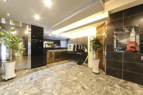 Y Motel - Image 3