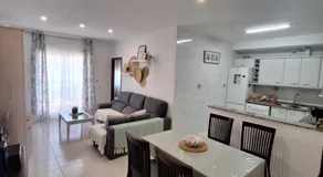 Centrico piso a 5 min de la playa, ac, wifi y parking incluido - Image 3