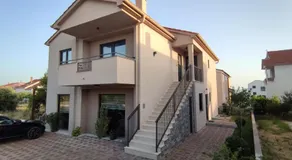 Modern apartment - Image 3