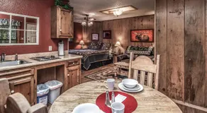 Shadow Mountain Lodge and Cabins - Image 2