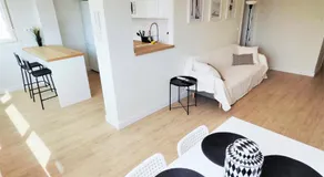 Aljarafe Central Square - by Pro Apartments - Image 4