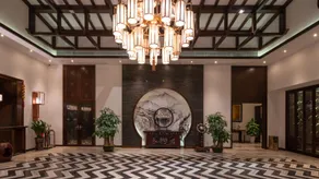 Floral Hotel Huizhou Yanqi Mansion - Image 2