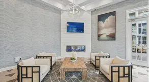 Landing Stunning 1BD Pool Gym - Image 4