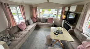 Meadows Luxury Hot Tub Breaks @ Tattershall - Image 2