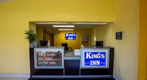 Kings Inn - Image 4