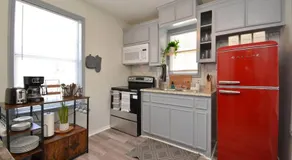 SuperValue Suite #5 @ East End Revitalized - Image 3
