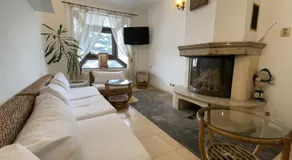 Aneli Hotel - Image 2