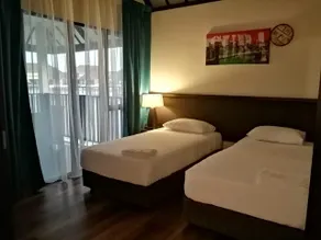 Sepang Gold Coast Resort Family-Villa - Image 3