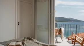 Trizonia Mare Suites - Image 3