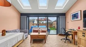 Finest Retreats - Twickers Townhouse - Image 2