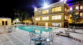 Padmini Bagh Resort - Image 2
