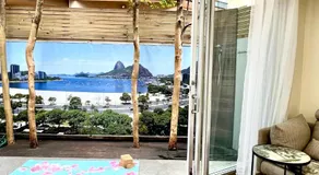Bondi Modern Beachside Suite - Image 3
